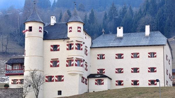 Weitmoser Castle