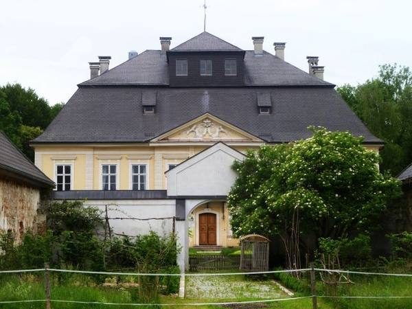 Pfaffstätt Castle