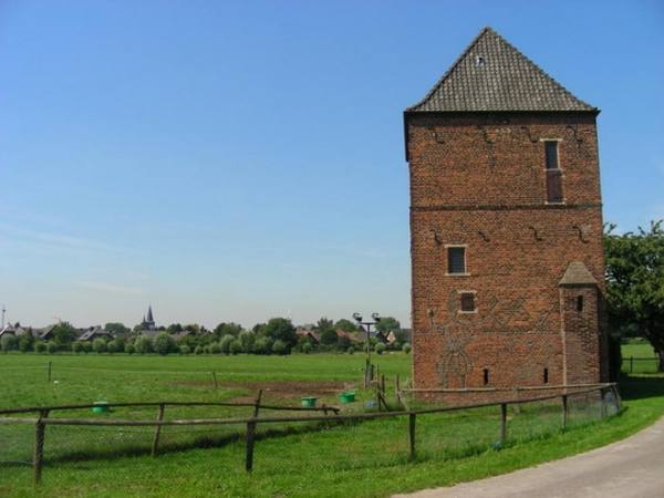 Battenbergturm Castle