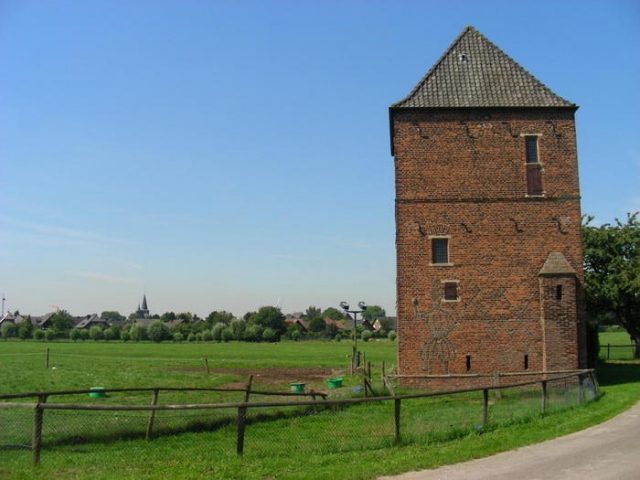Battenbergturm Castle