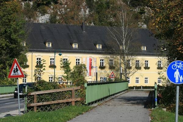 Leonstein Castle