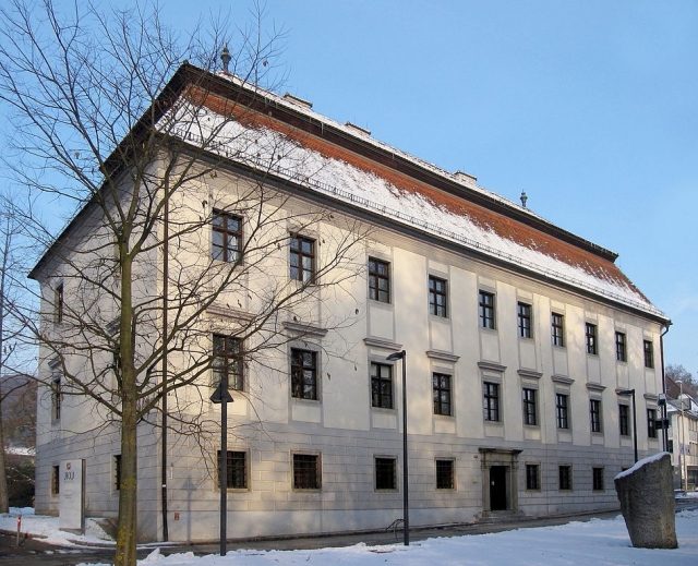 Auhof Castle