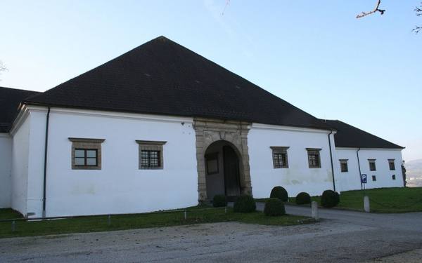 Luftenberg Castle