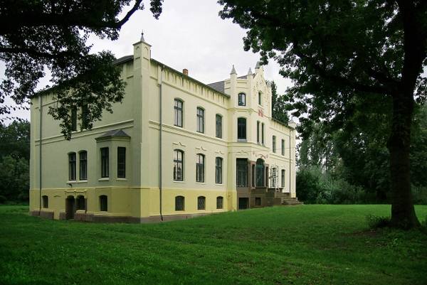 Alt Vorwerk Manor