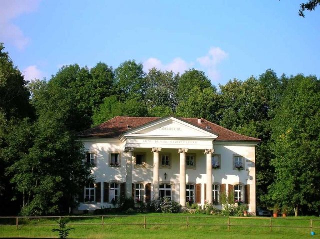 Scharnhäuser Castle