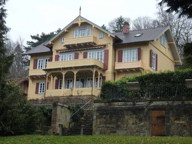 Serach Castle