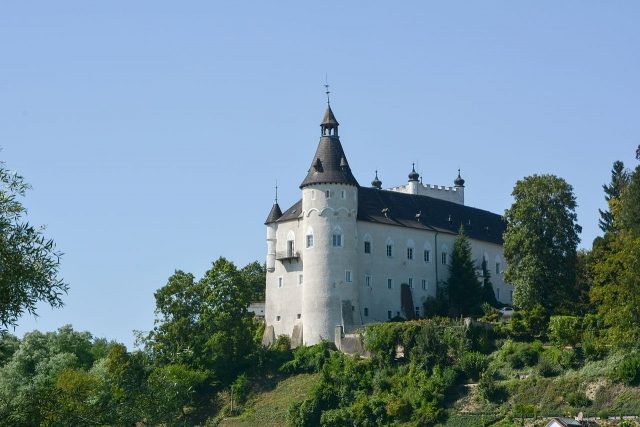 Ottensheim Castle