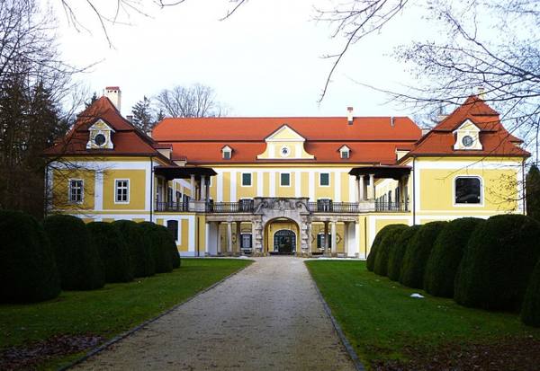 Kogl Castle