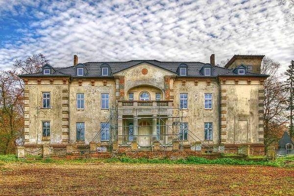 Hohenbrünzow Manor