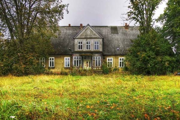 Kargow Manor