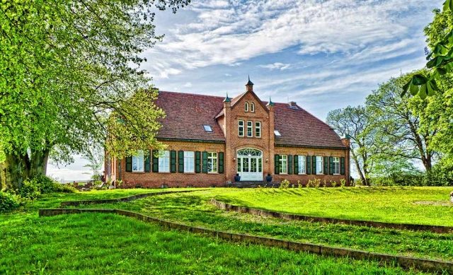 Küsserow Hof Manor