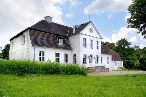 Luplow Manor