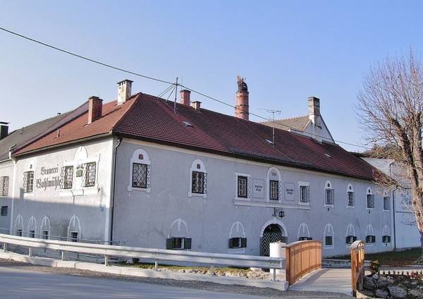 Wahlmühle Manor