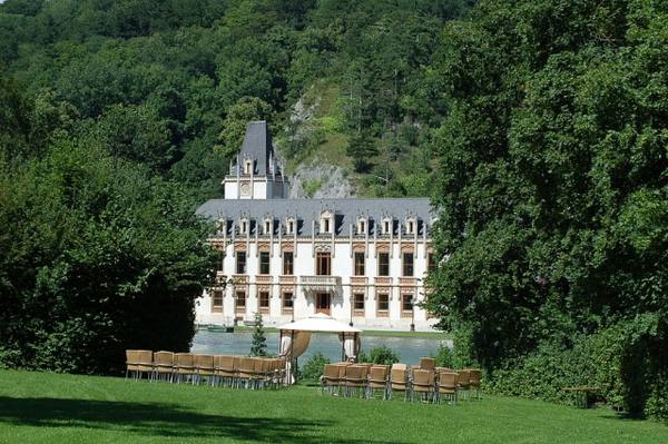 Hernstein Castle