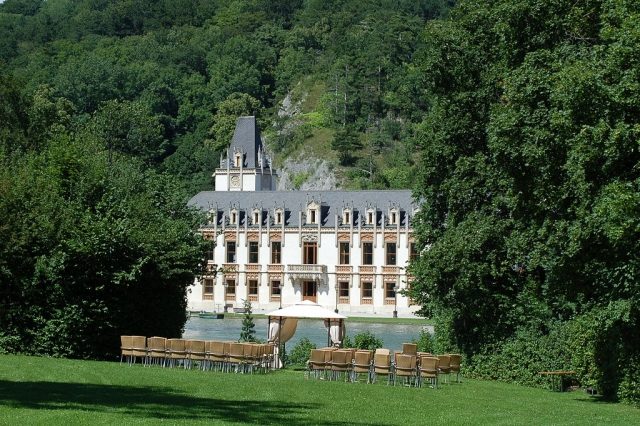 Hernstein Castle