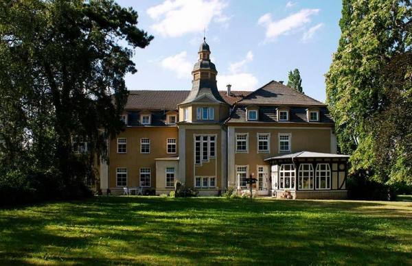 Sorgenlos Manor