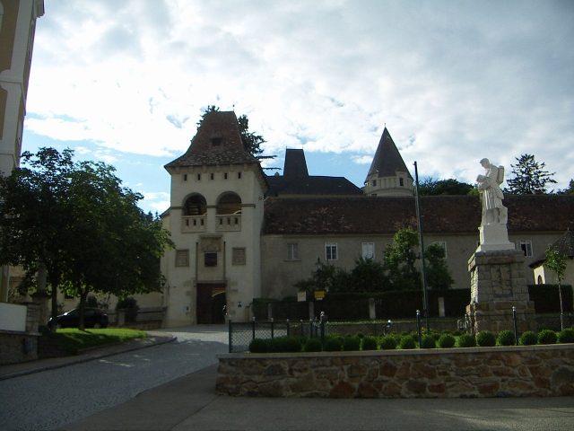 Maissau Castle