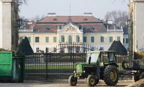Schönborn Castle