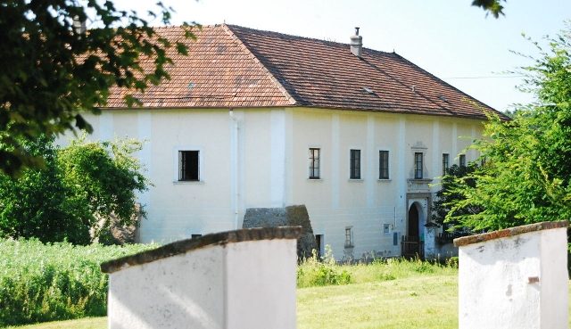 Wisent Castle