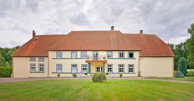 Gutshaus Weisin