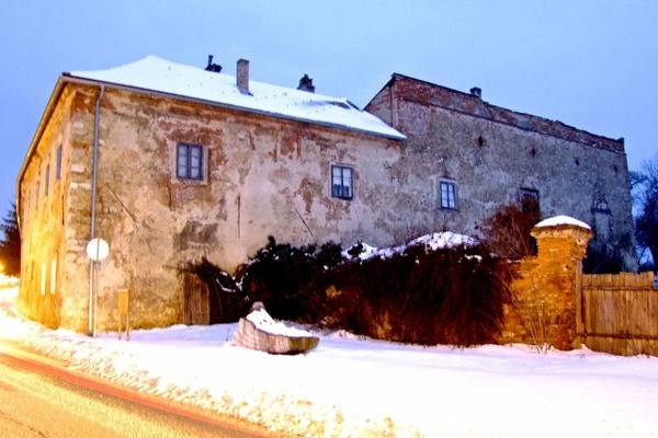 Klement Castle