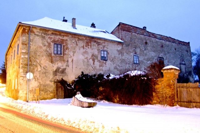 Klement Castle