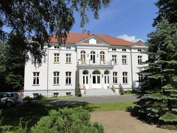Gutshaus Neu Sammit