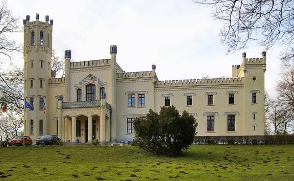 Kittendorf Castle