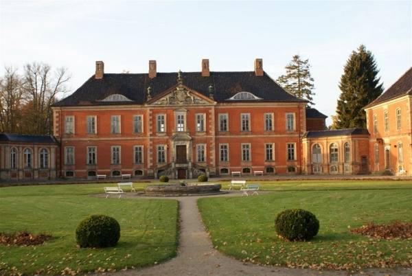 Bothmer Castle