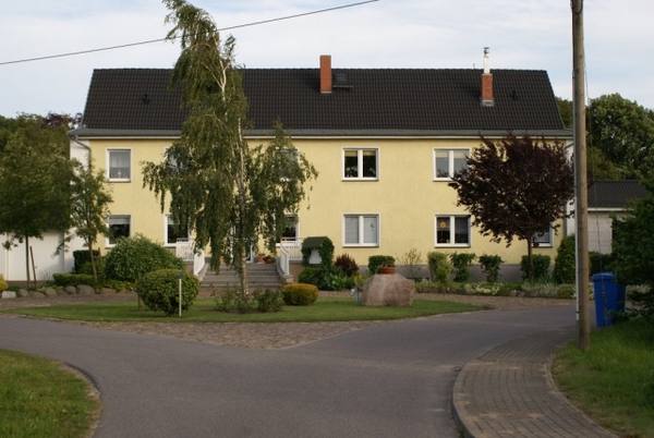 Alt Steinhorst Manor