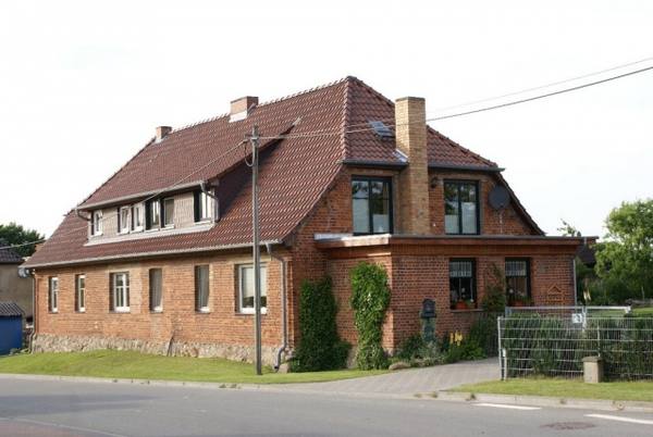 Dammerstorf Manor