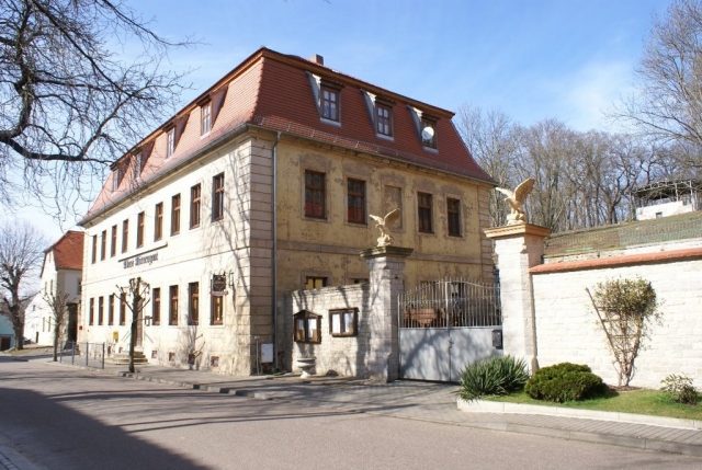 Neues Schloss Dehlitz