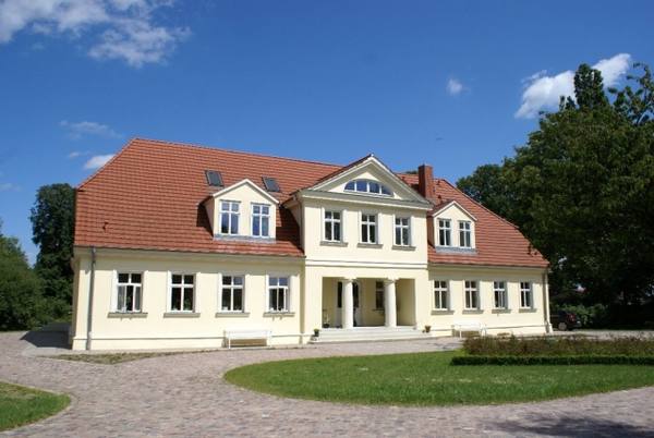 Friedrichshof Manor