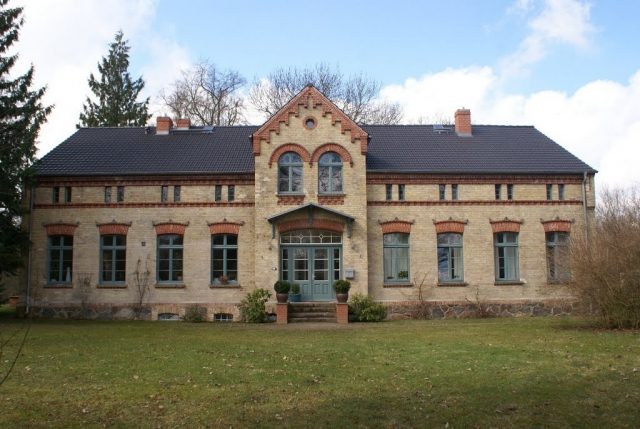 Gädebehn Manor