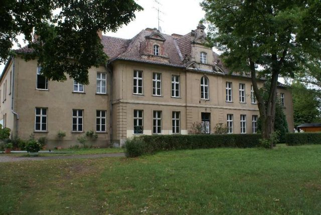 Karow Castle