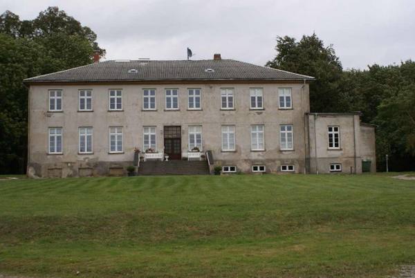 Klein Strömkendorf Manor