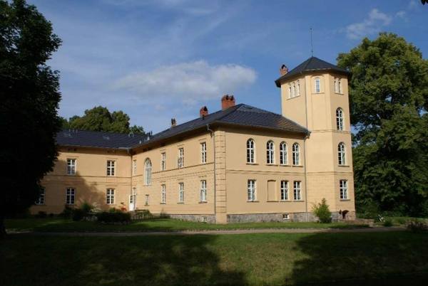 Kölzow Castle