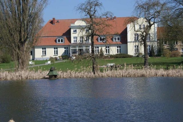 Lischow Manor