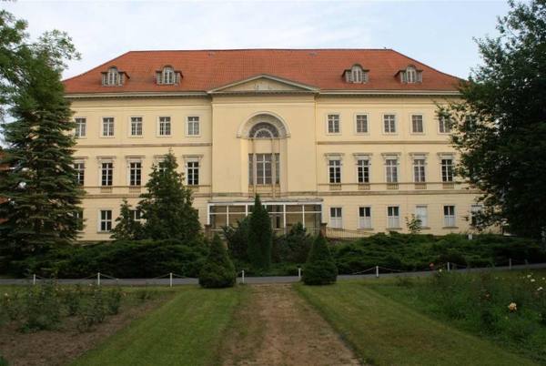 Neindorf Castle