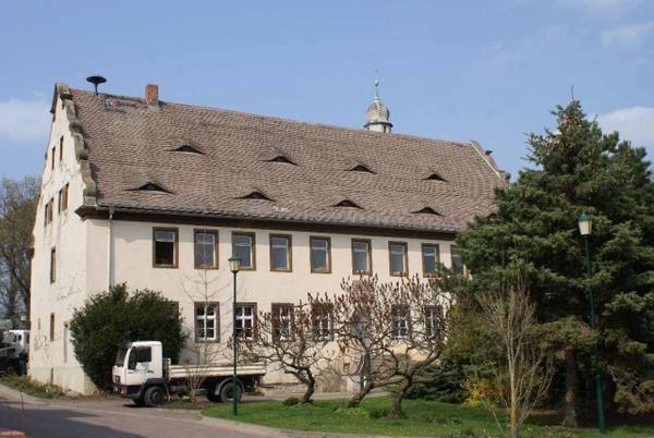 Unterkriegstedt Manor