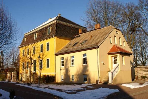 Niemberg Manor