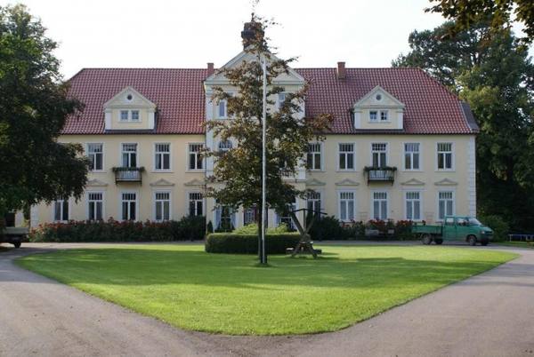 Oberhof Manor