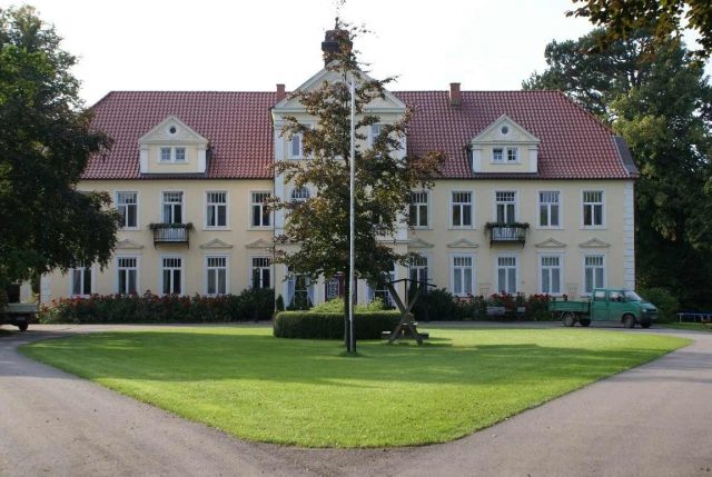 Oberhof Manor