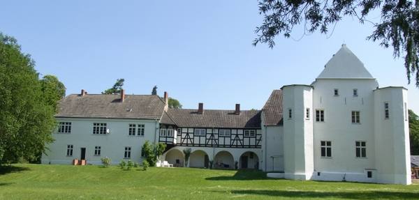 Klevenow Castle