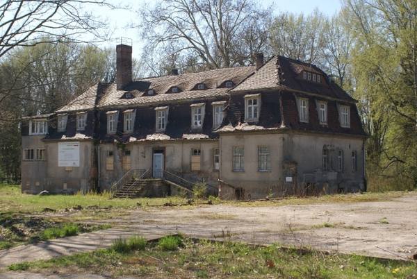 Sagisdorf Manor