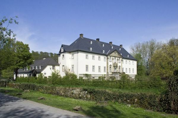 Alme Castle