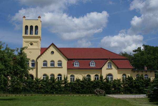 Wendfeld Manor