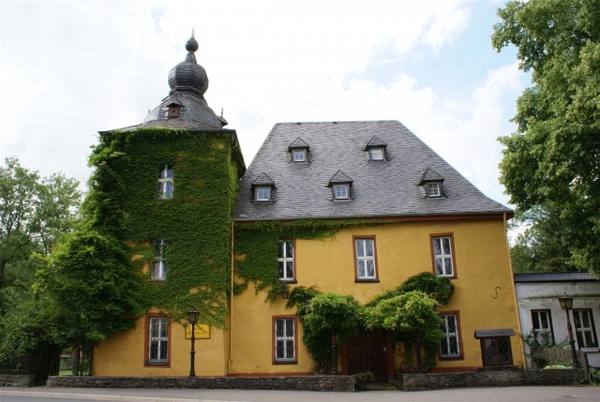 Burg Zweiffel