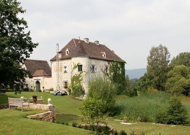 Grabenhof Castle