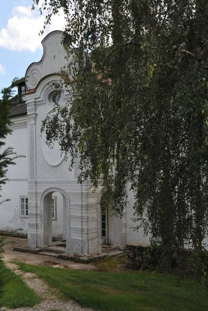 Erlangerhof Castle